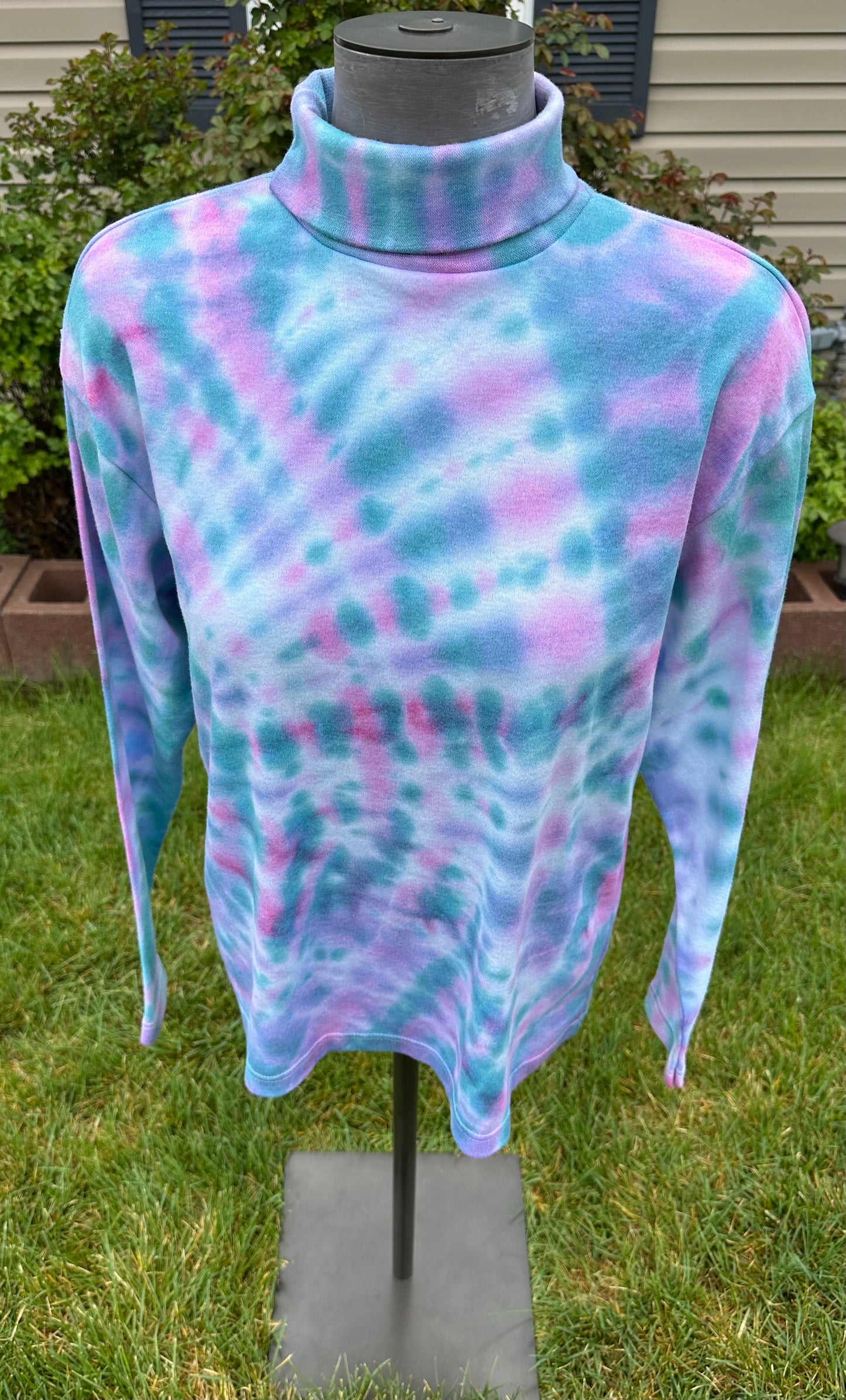 Melodic Earthy Storm Tie-Dye Turtle Neck