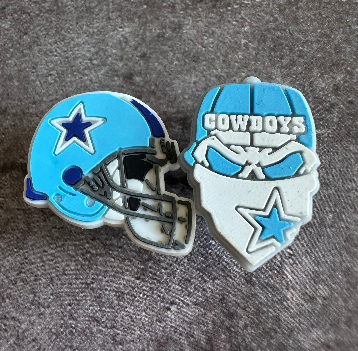 Cowboys skull football shoe charm set