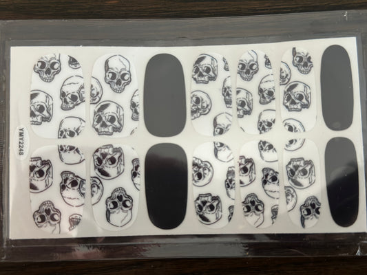 B&W Skull Nail Polish Strips