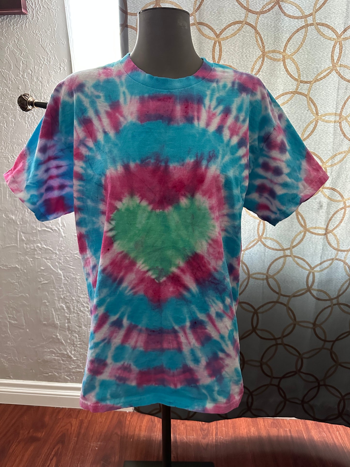 Heart Tie-Dye tee