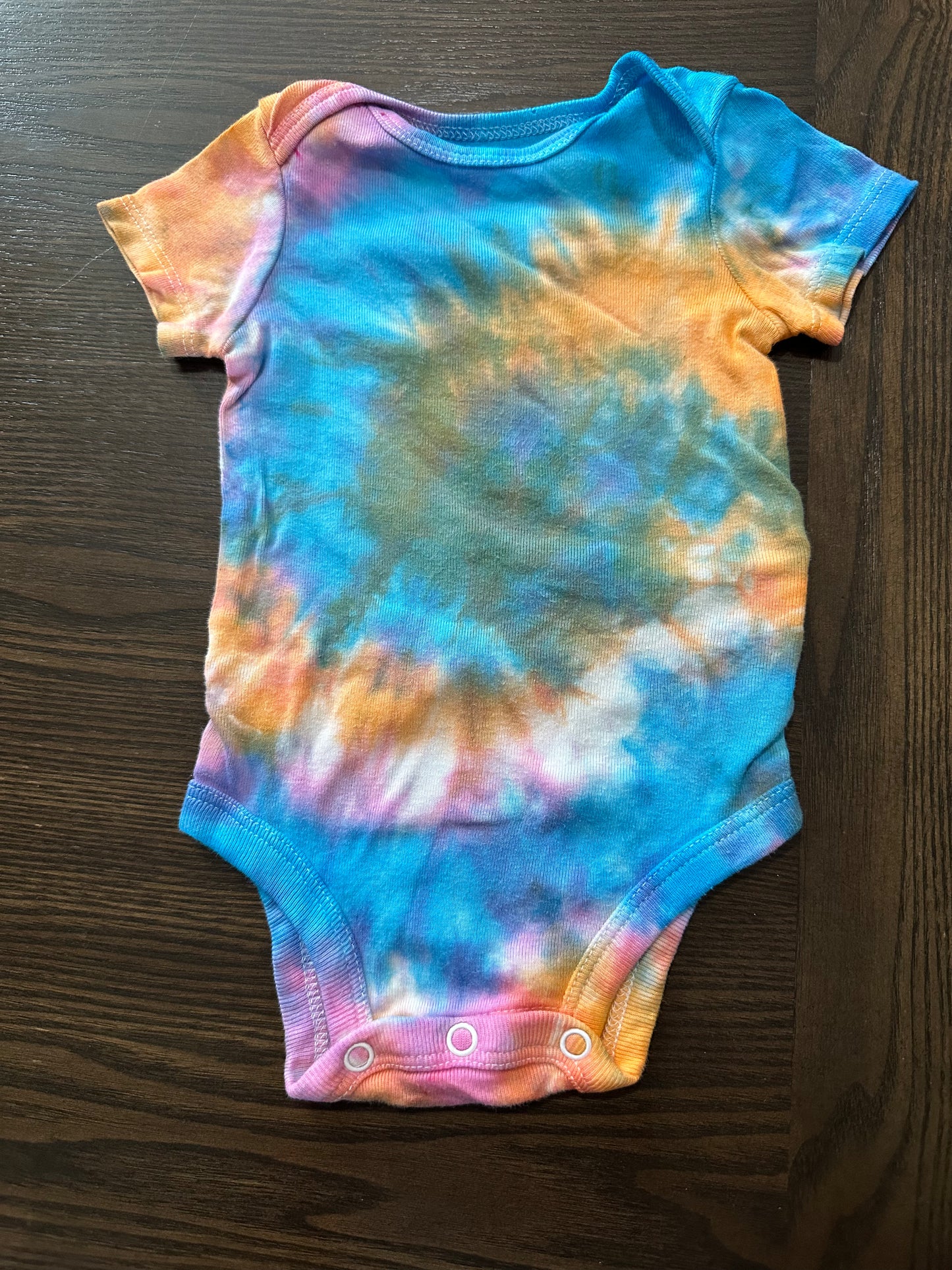 Peaceful Shining Aura Tie-Dye Short sleeve Baby onesie