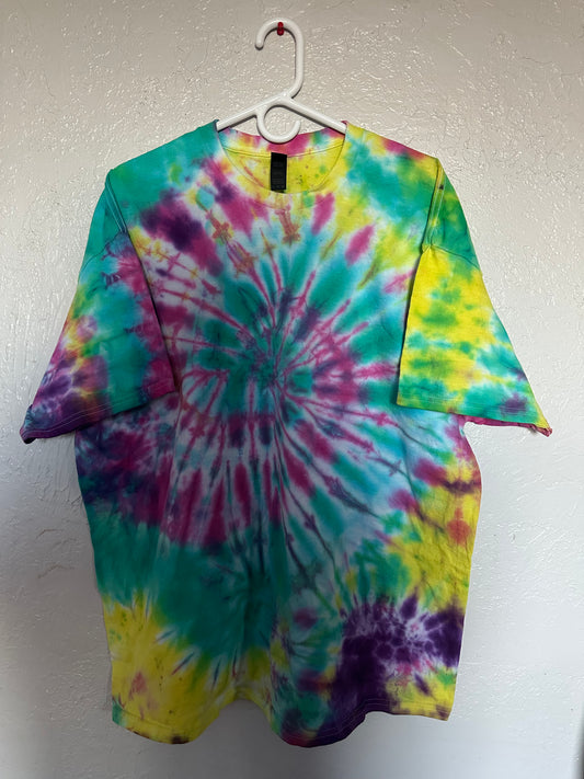 Vibrant Color swirl 2xl Tie-Dye tee