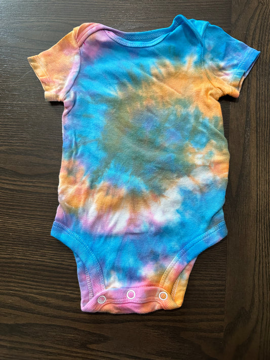 Peaceful Shining Aura Tie-Dye Short sleeve Baby onesie